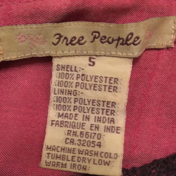 Free People Lace Overlay Skirt. Size 5 - Picture 4 of 4